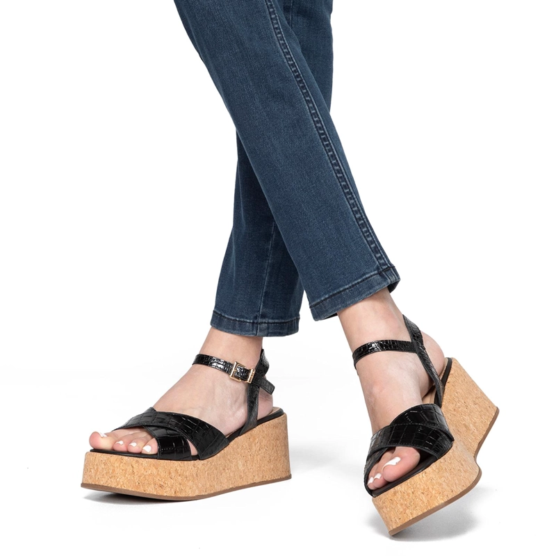 SANDALIA DE CUERO MUJER GACEL NEGRO CARRY - 2