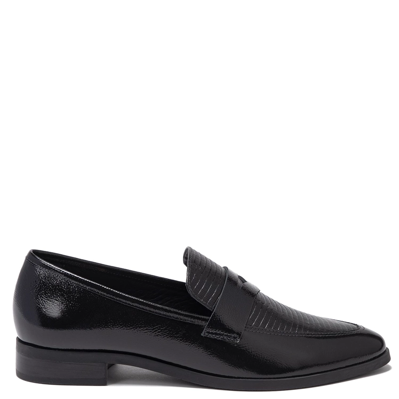 MOCASIN DE CUERO MUJER GACEL NEGRO CRUZ - 1