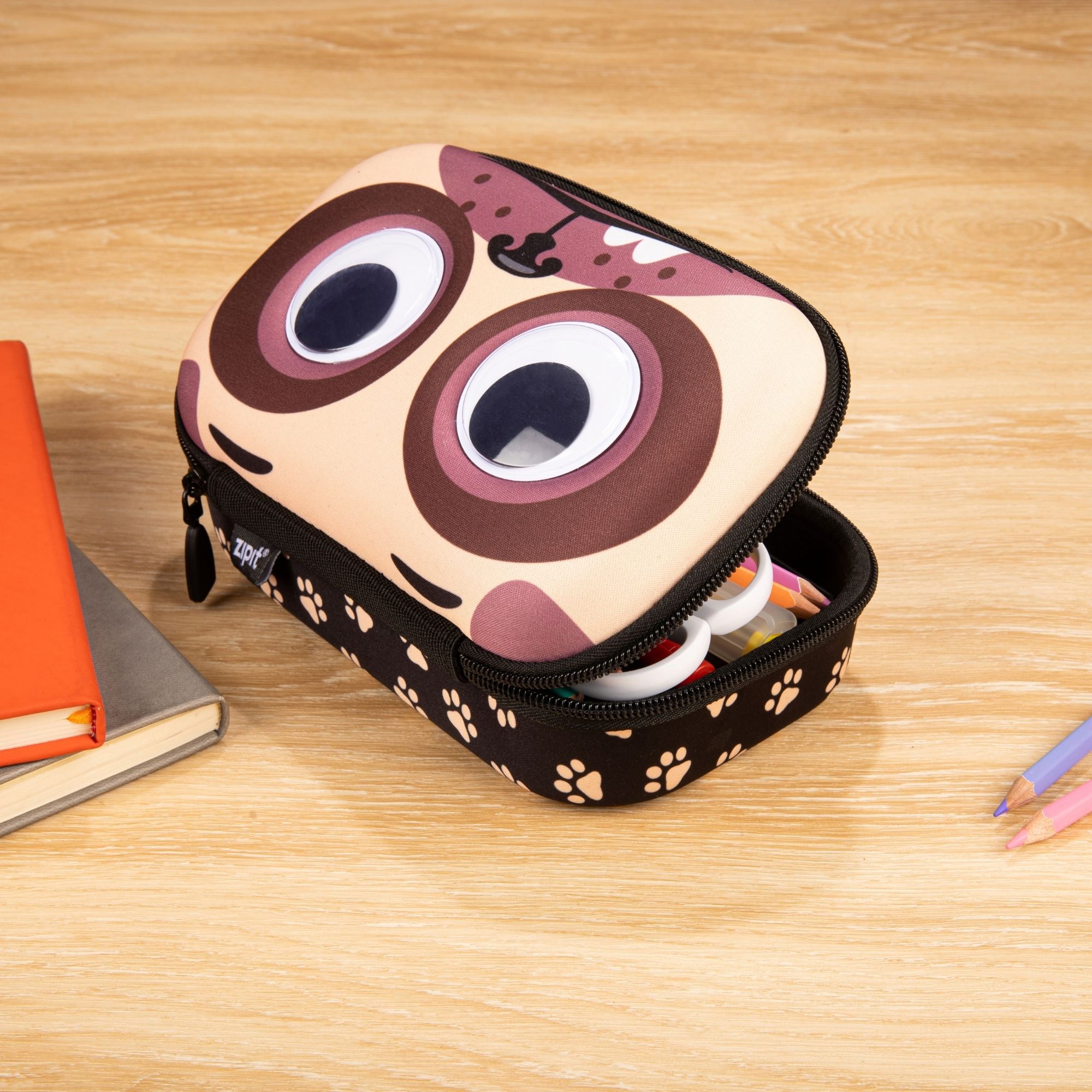 ESTUCHEL RIGIDO GOOGLY EYED PUG - 8