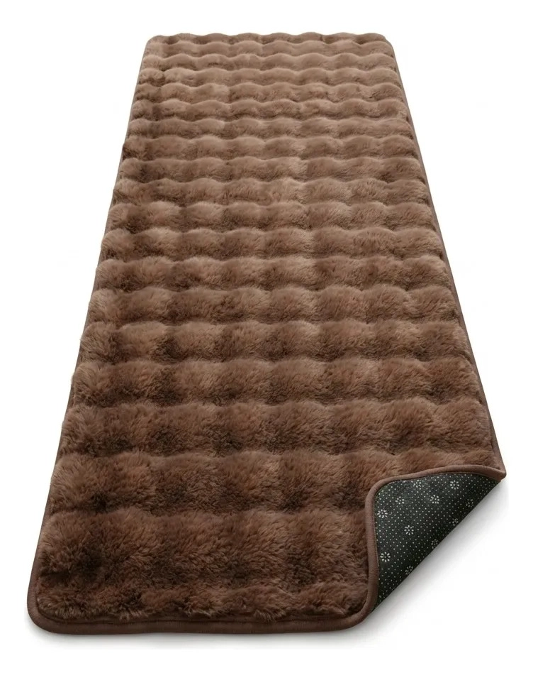 ALFOMBRA PASILLERA PELUDA BAJADA DE CAMA 602 - MARRON - 1
