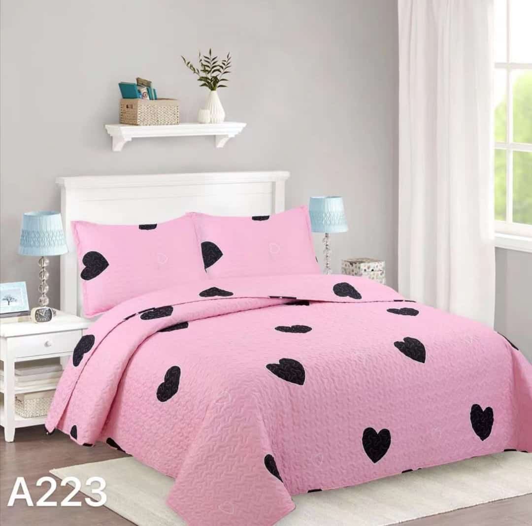 CUBRECAMA QUILT 2 PLAZAS - ROSA CORAZONES NEGROS A223 - 1