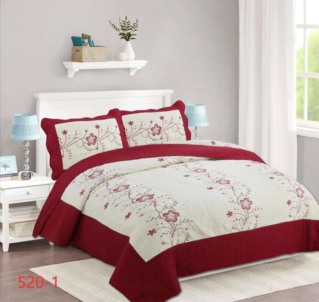 CUBRECAMA QUILT KING - CREMA BORDADO HOJAS 520-1 - 1