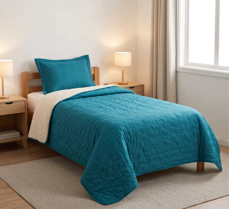 CUBRECAMA 1.5 PLAZA VERDE PETROLEO QUILT SHERPA M920 - 4