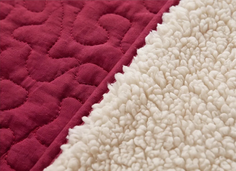 CUBRECAMA 1.5 PLAZA ROJO QUILT SHERPA M921 - 6