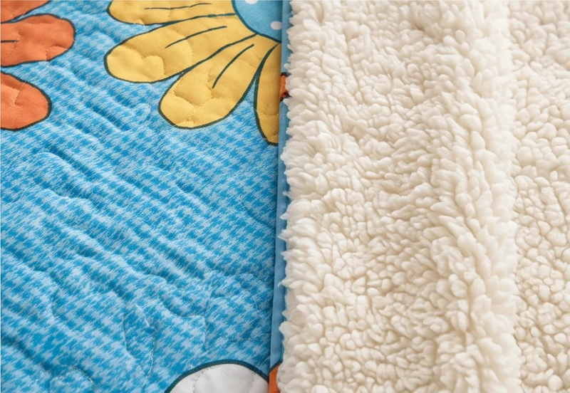 CUBRECAMA 1.5 PLAZAS CELESTE QUILT SHERPA MUNDO FLORAL MICHELLE M941 - 7