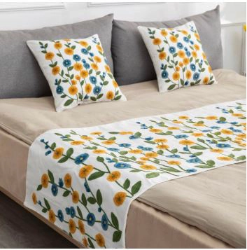 PIECERA BORDADA FLORES AMARILLAS Y AZULES 70x180 cms - 1