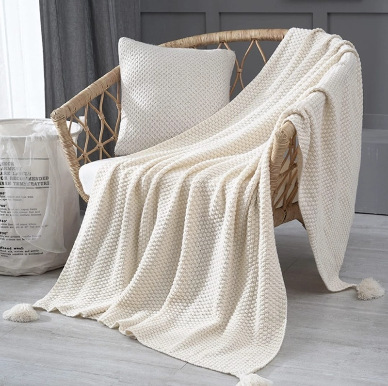 MANTA DECORATIVA  130X150 CMS BLANCA - 1