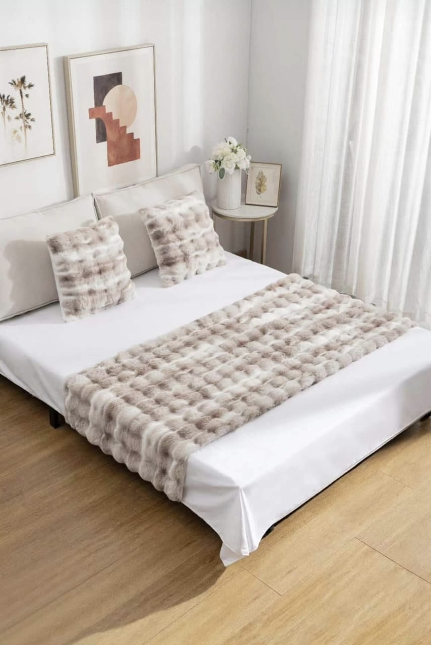 PIECERA CAMA PELUDA PELO CONEJO 200 X 70 CM CAFE - 1