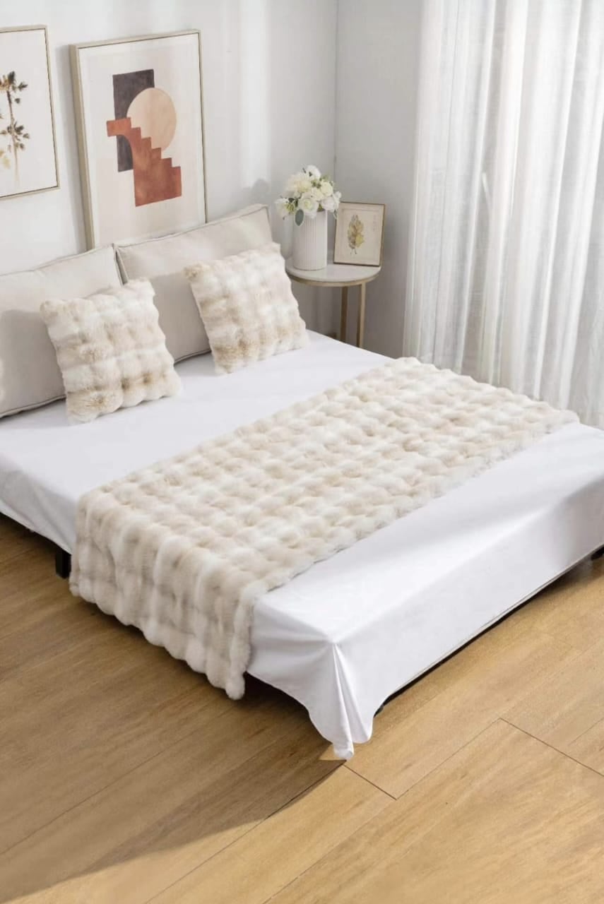 PIECERA CAMA PELUDA PELO CONEJO 200 X 70 CM CREMA - 1