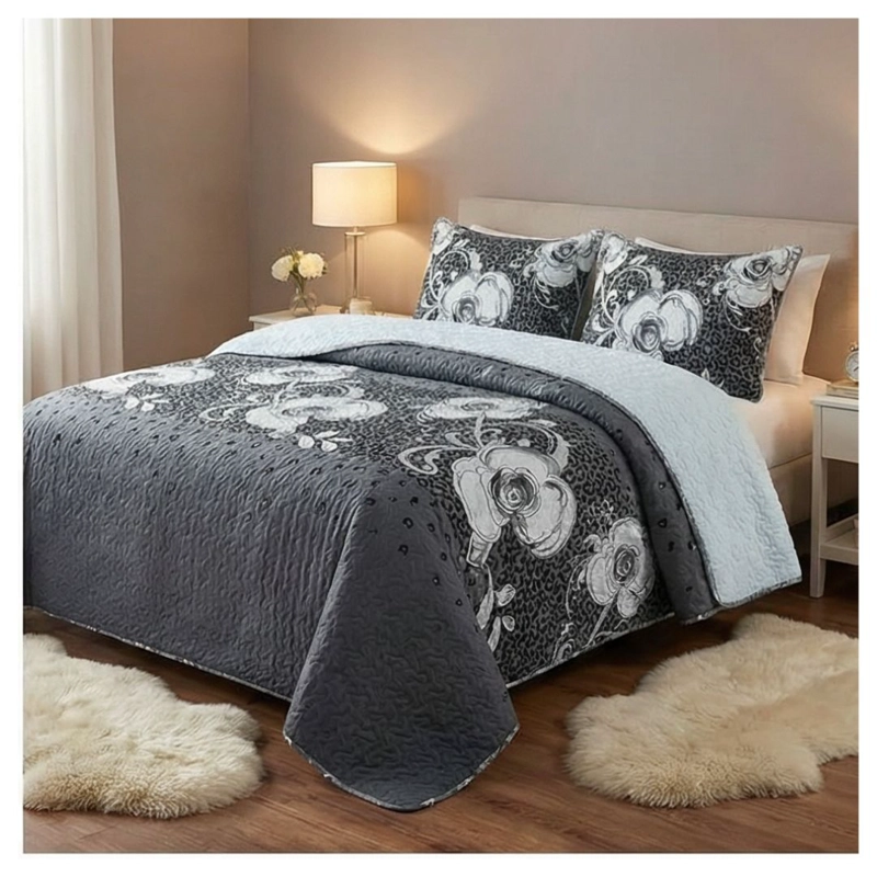 CUBRECAMA QUILT SHERPA 2 PLAZAS - EN COLOR NEGRO ROSAS EN COLOR BLANCOS M949 - 1