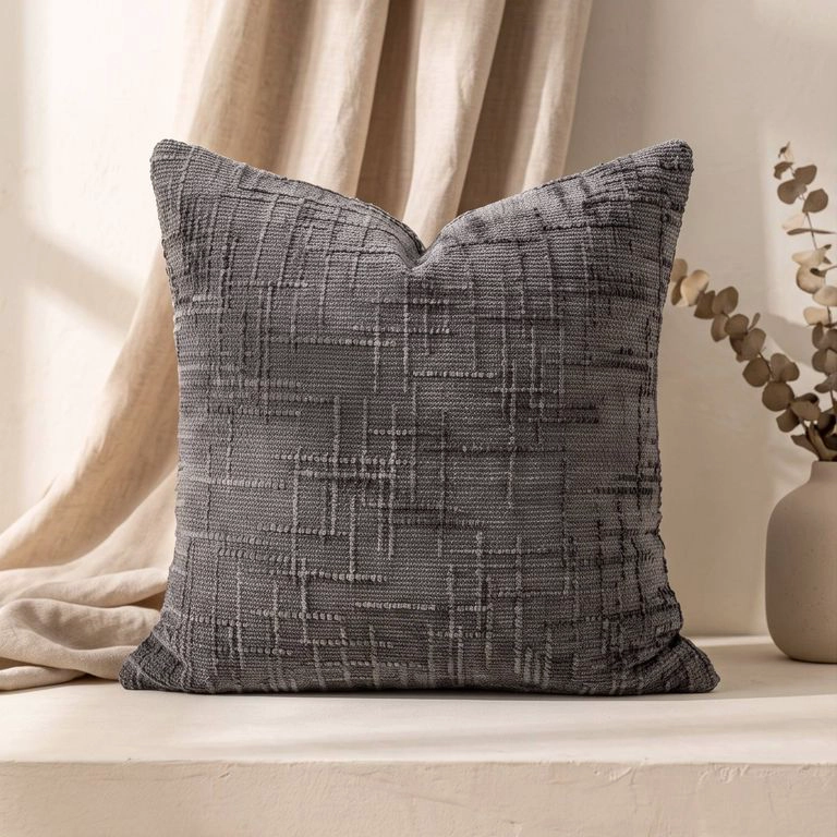 SET 2 FUNDAS DE COJIN GENERICO GRIS CHENILLE TEXTURIZADO 45X45 CM COLECCION MONACO ACERO - 1
