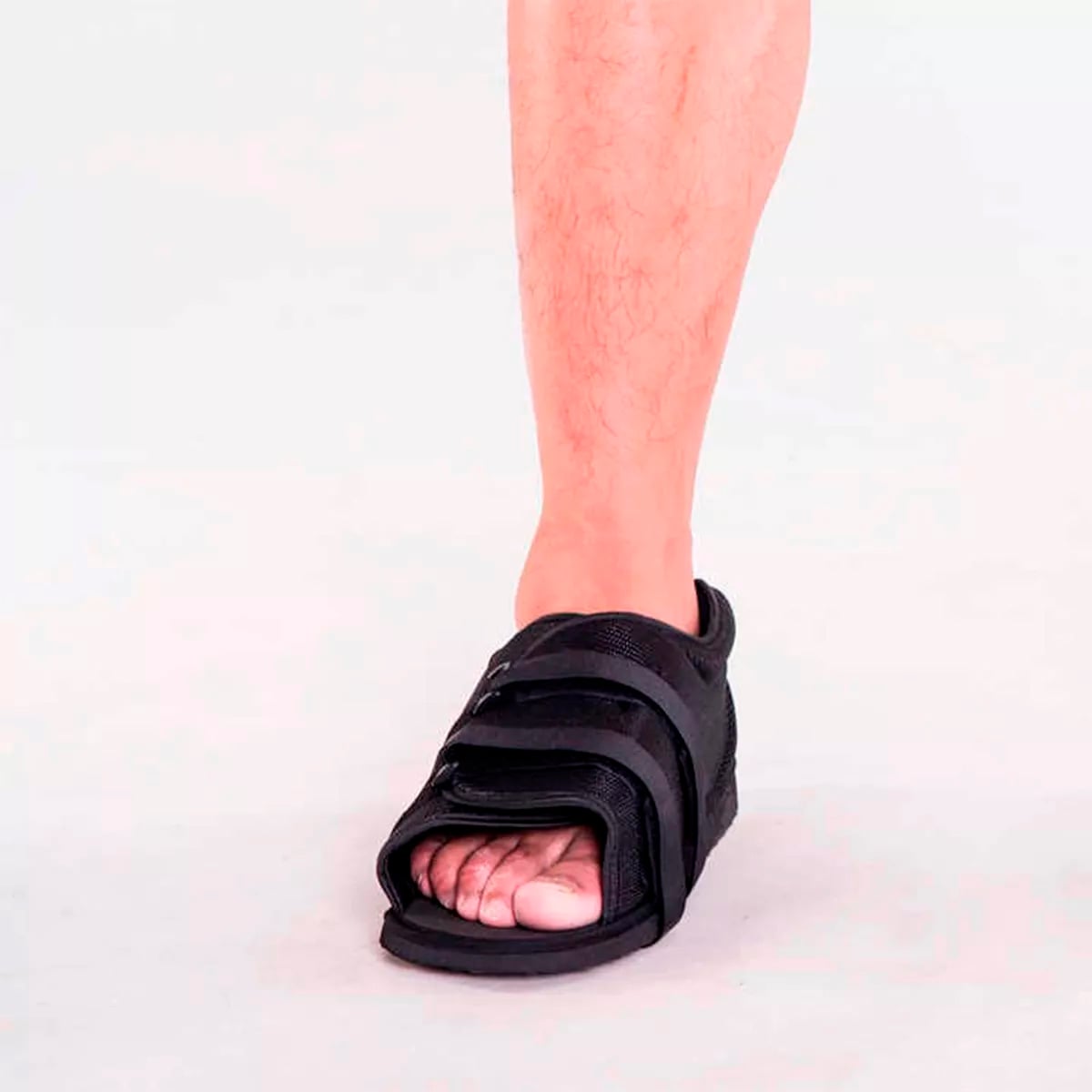 ZAPATO POST OPERATORIO AJUSTABLE AMBIDIESTRO L - 4