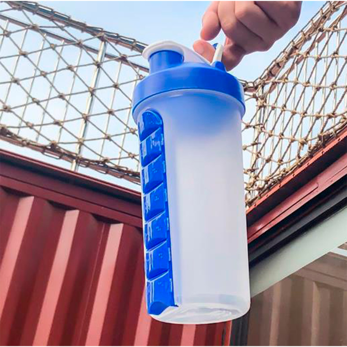 BOTELLA DE AGUA 600ML + PASTILLERO ORGANIZADOR SEMANAL AZUL - 1