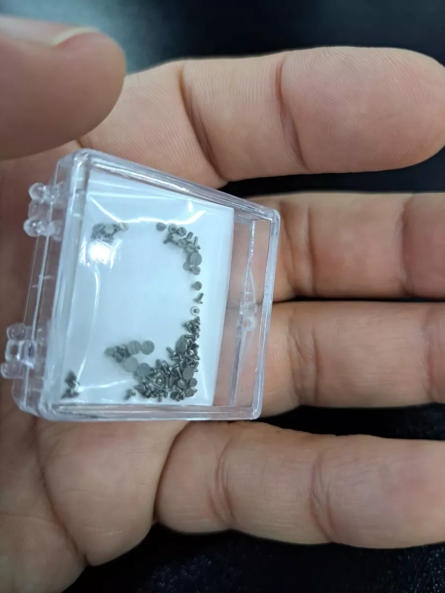 TORNILLOS PARA CIERRE DE BATERIA DE RELOJ /RELOJERIA VIOLETA - 2