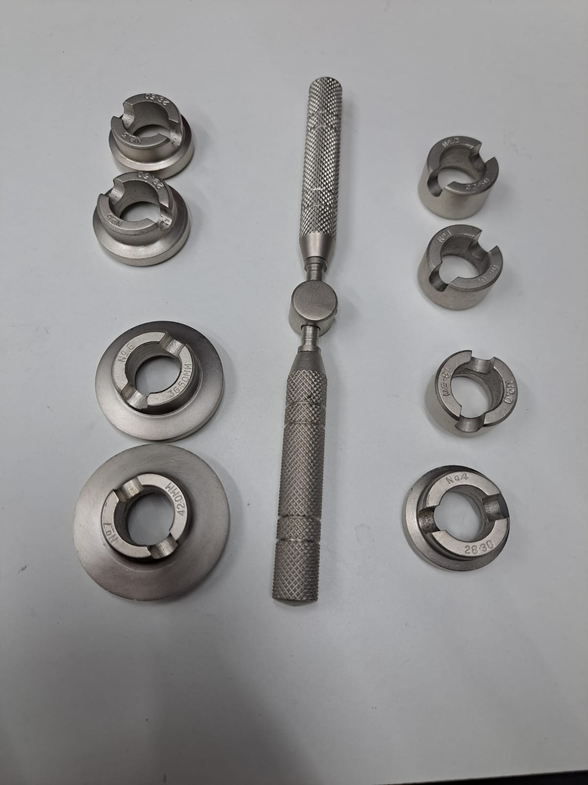 ABRIDOR DE RELOJES ROLEX CON 8 TROQUELES - 2