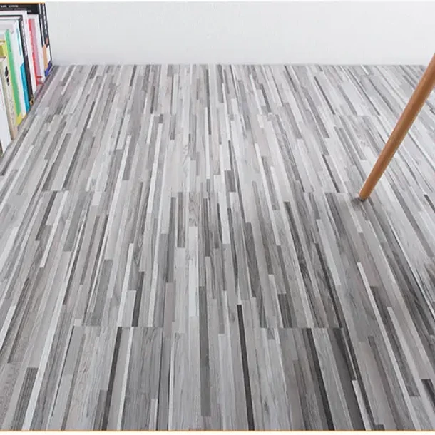 PISO VINÍLICO GRIS OSCURO LUJO FRANJA MADERA 806-1 CAJA 5 M2 - 1