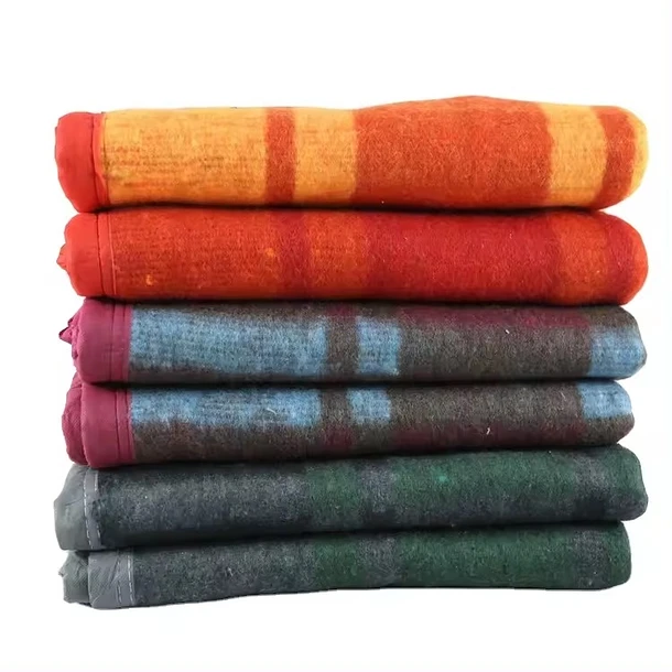 FRAZADA MODERNO 2 PLAZAS MULTICOLOR MICROFIBRAS - 2