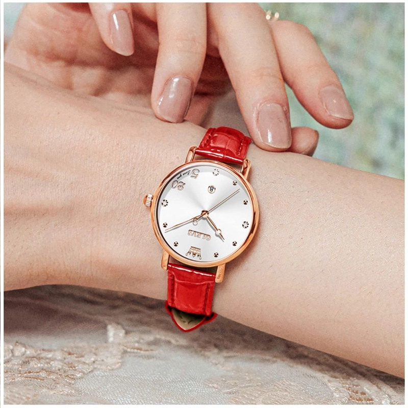 RELOJ FEMENINO DE CUARZO CON CORREA DE CUERO ROJO Y ESFERA DECORATIVA - 4