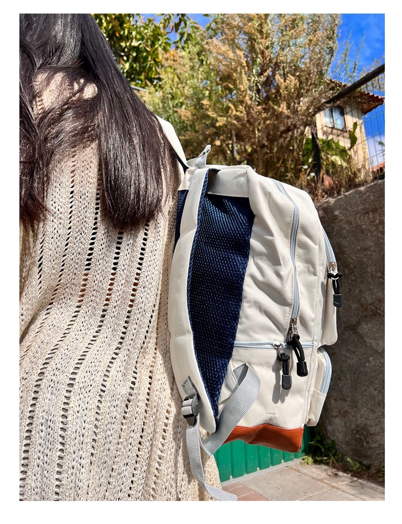 MOCHILA DISEÑO EXCLUSIVO A PRUEBA DE AGUA 37 LITROS UNISEX. - 3