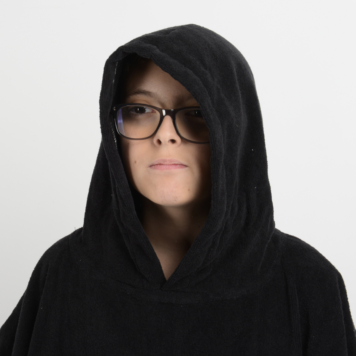 PONCHO TOALLA CALI BOY NEGRO - 6