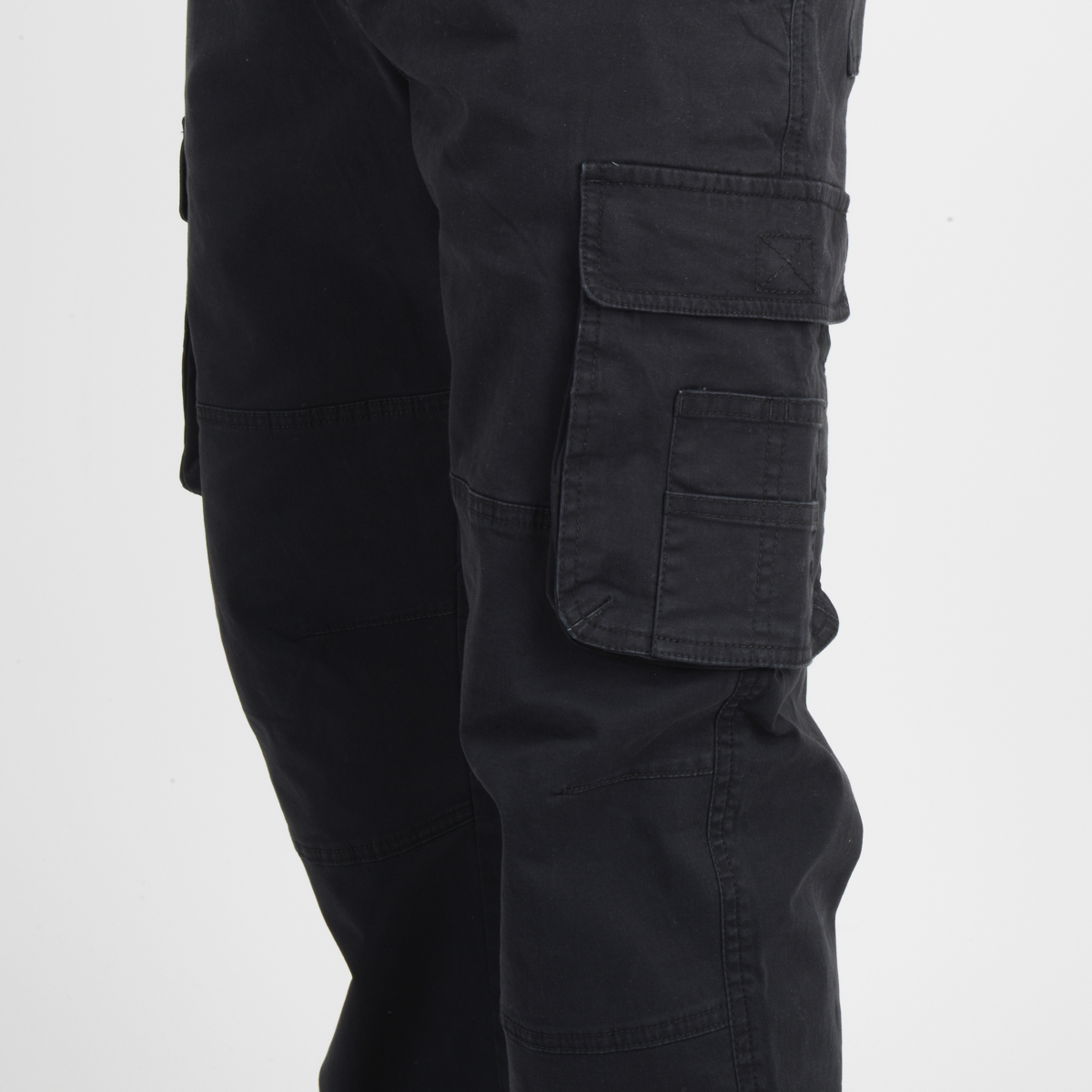 PANTALON CARGO BREXTON II NEGRO - 6