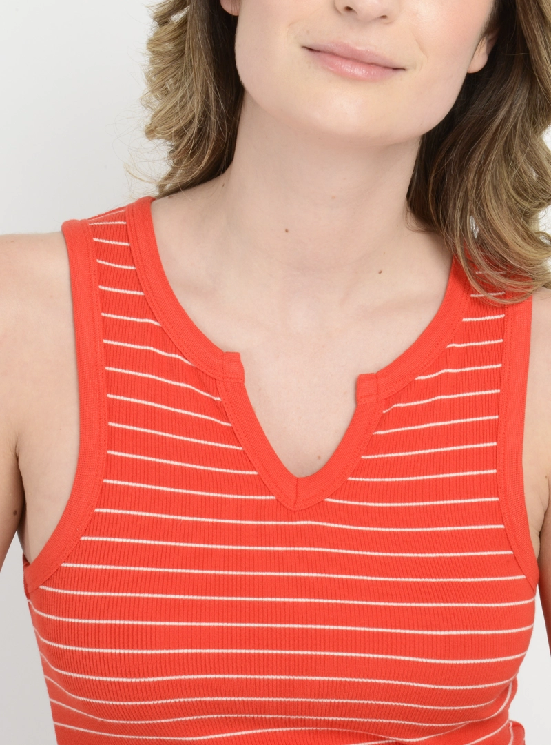 POLERA RIB SIN MANGAS CLOVE ROJO - 5