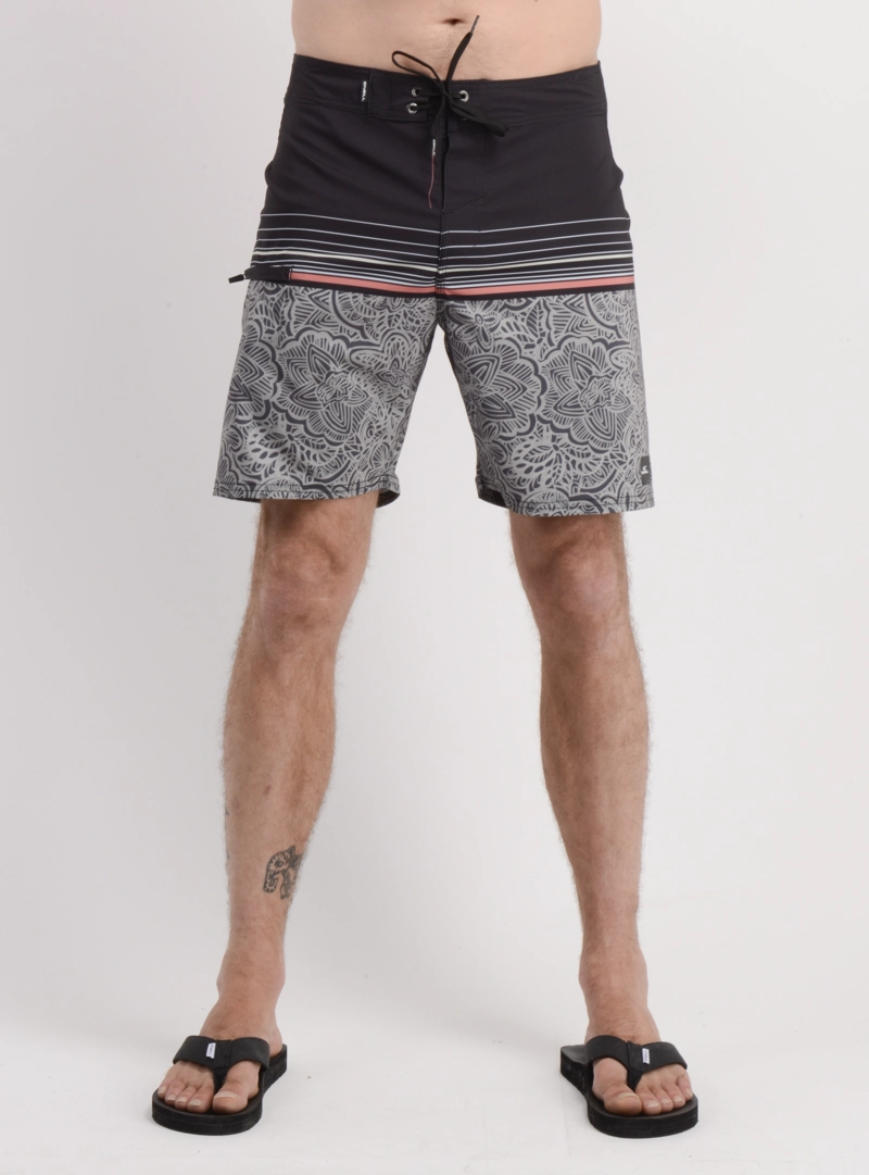 BOARDSHORT ENDLESS 16' NEGRO 28