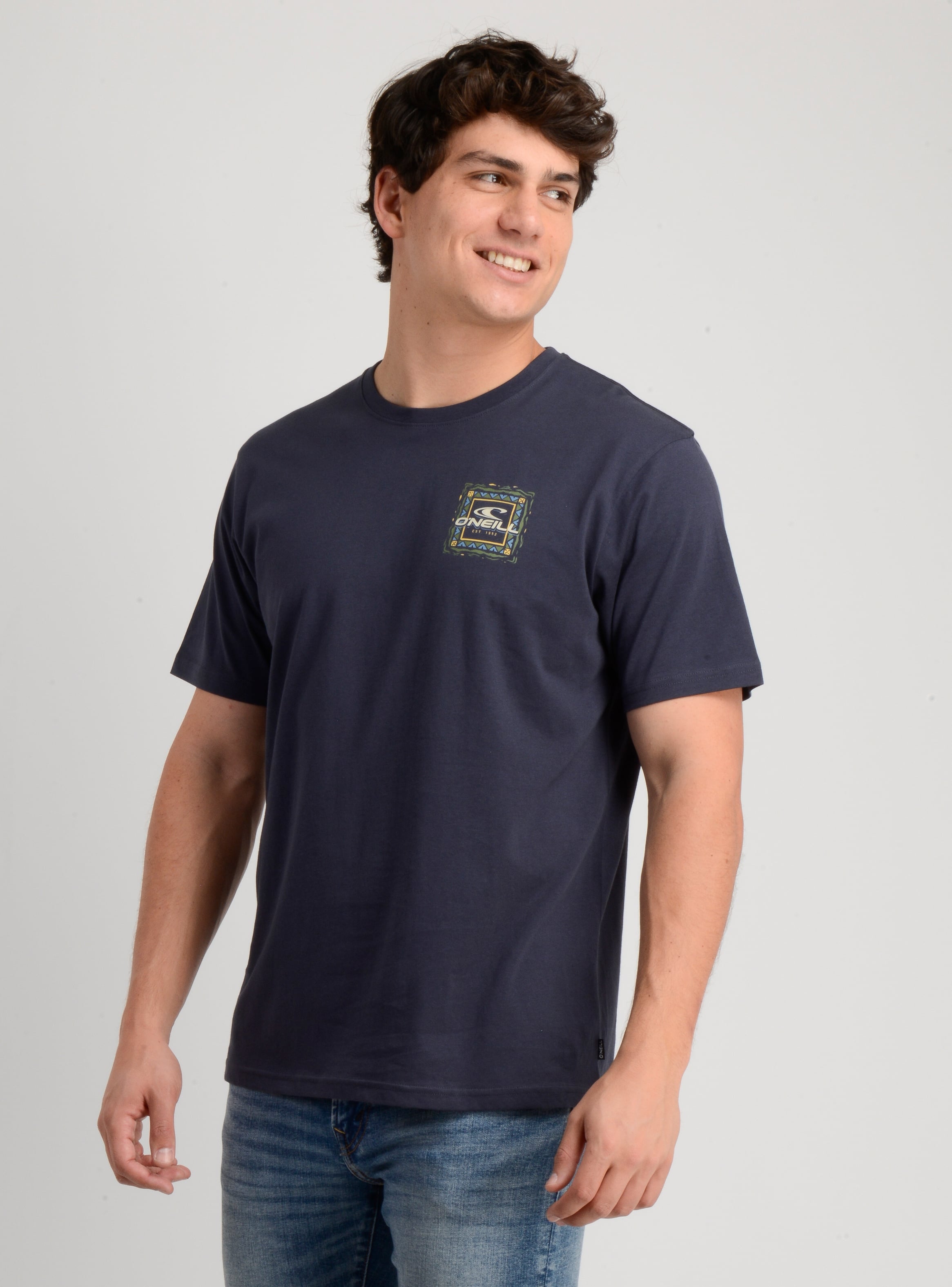 POLERA MANGA CORTA PATTERNS AZUL OSCURO - 3