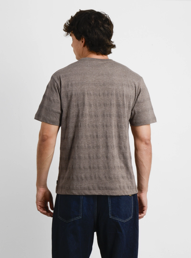 POLERA MANGA CORTA DINSMORE II CAFE - 2