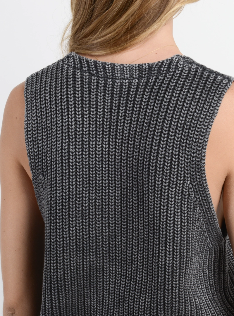 SWEATER YAEL GRIS OSCURO - 6