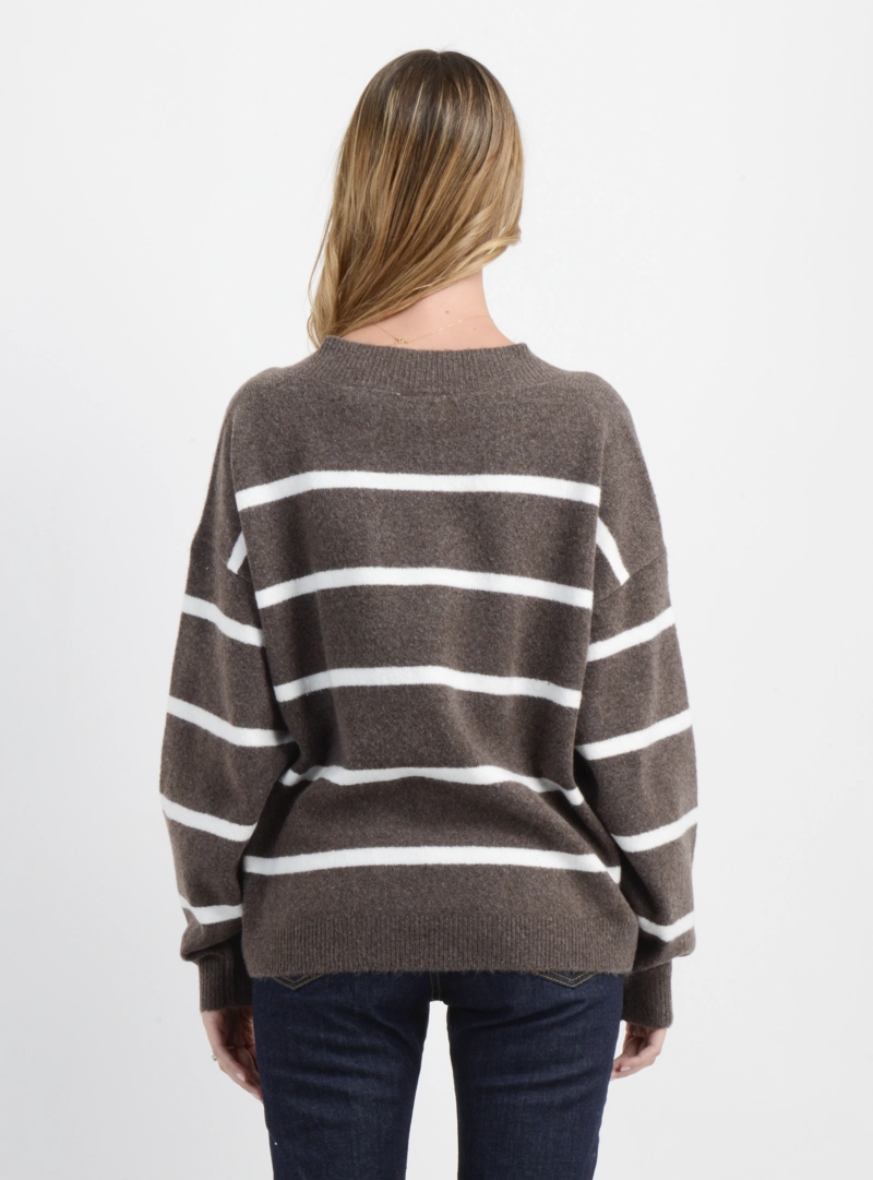 SWEATER LANDING CAFE  CLARO - 2