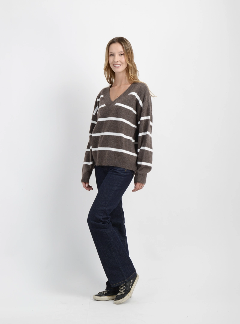SWEATER LANDING CAFE  CLARO - 3