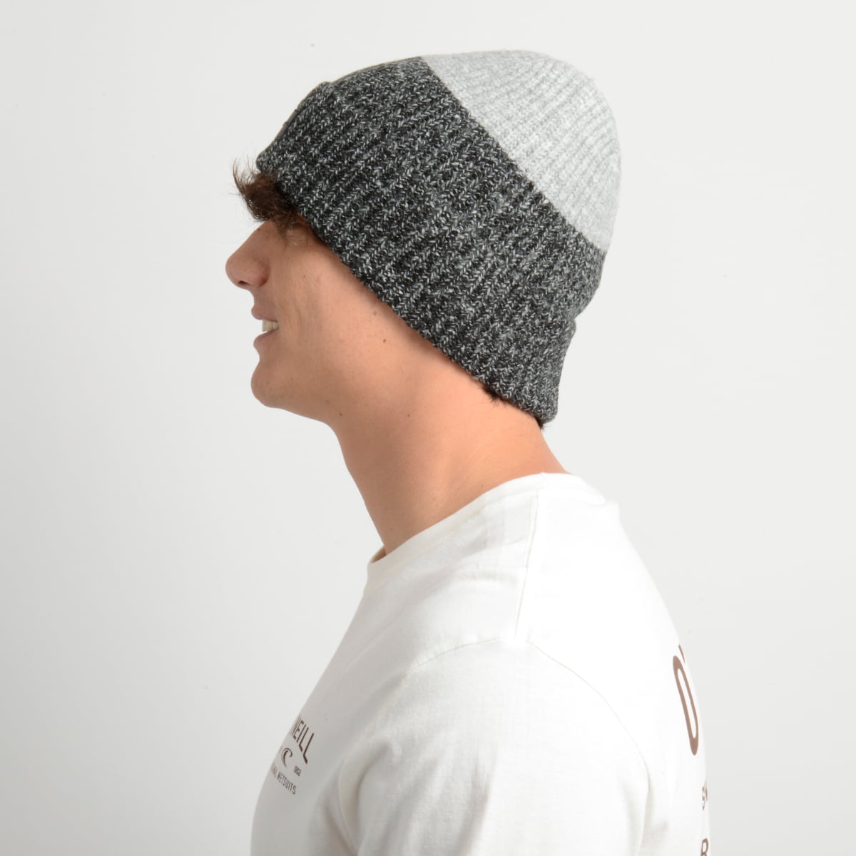 BEANIE TAHOE GRIS - 3
