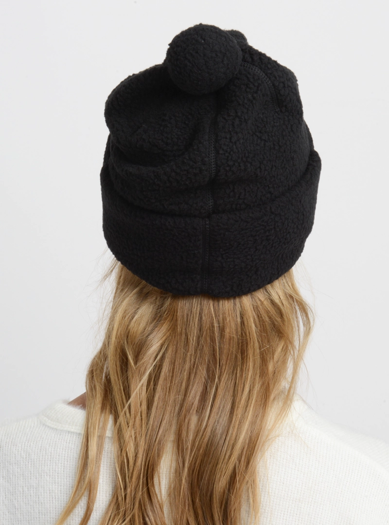 GORRO POLAR LAKEY II NEGRO - 2