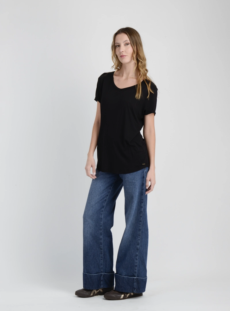 POLERA MANGA CORTA ESSENTIAL  NEGRO - 3