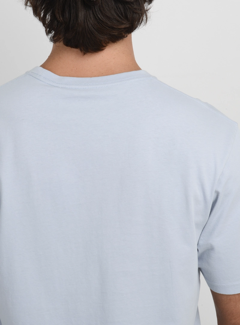POLERA MANGA CORTA OG BADGE  AZUL CLARO - 6