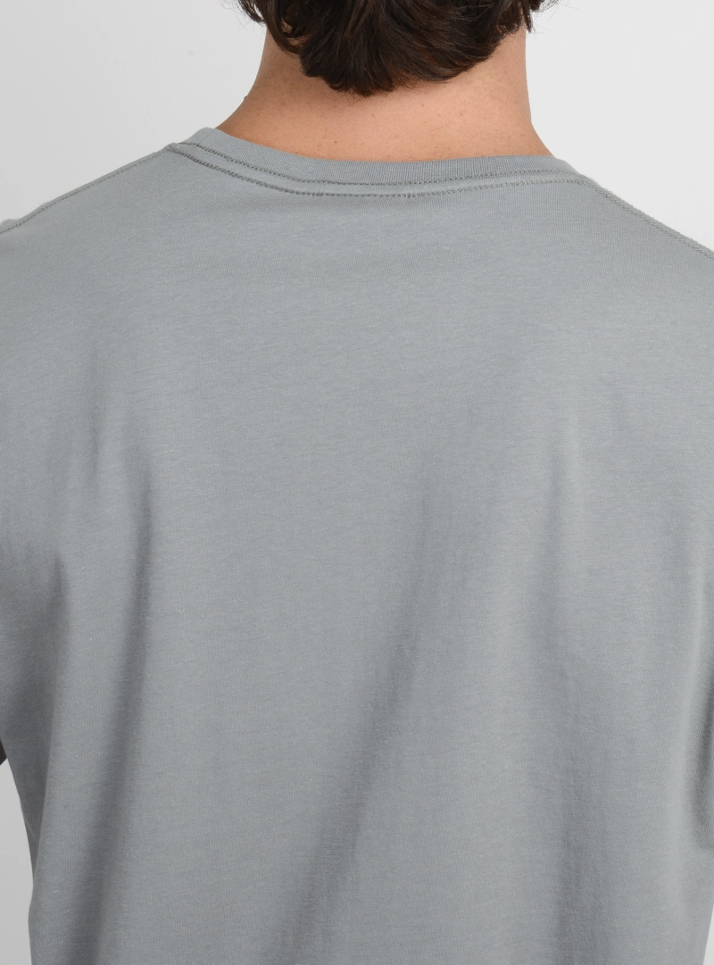 POLERA MANGA CORTA KEYS GRIS OSCURO - 6