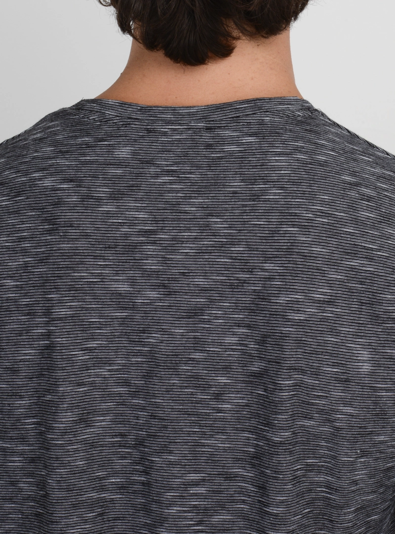 POLERA MANGA CORTA QUIVER II NEGRO - 6