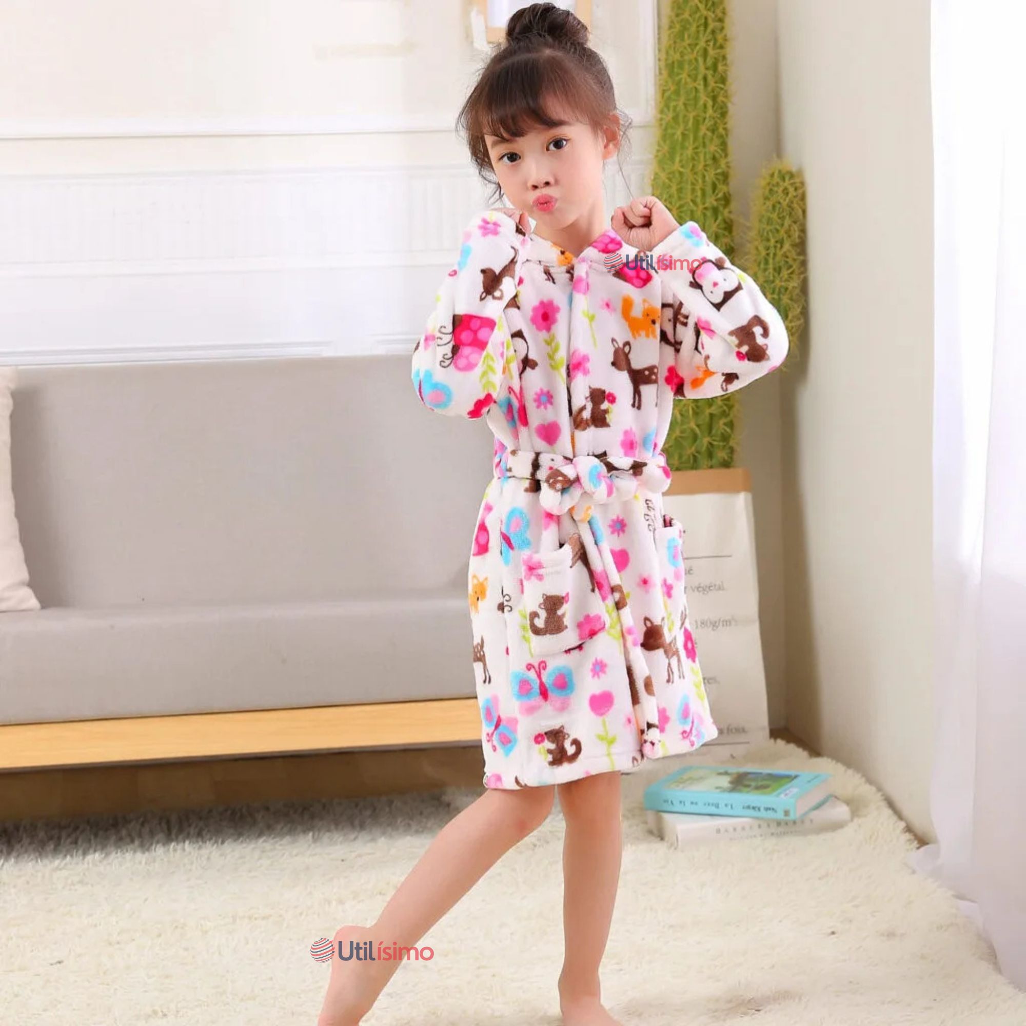 BATA DE BAÑO CON CAPUCHA Y BOLSILLOS NIÑO Y NIÑA POLAR - 6