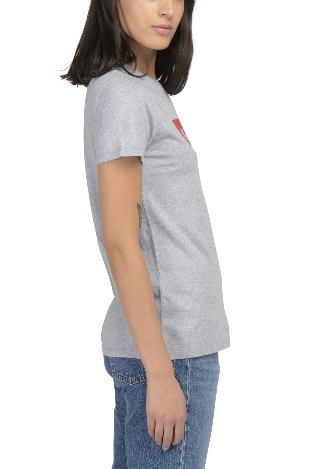 POLERA MUJER REGULAR FIT LISA CON LOGO BATWING GRIS LEVIS 17369-1690 - 2