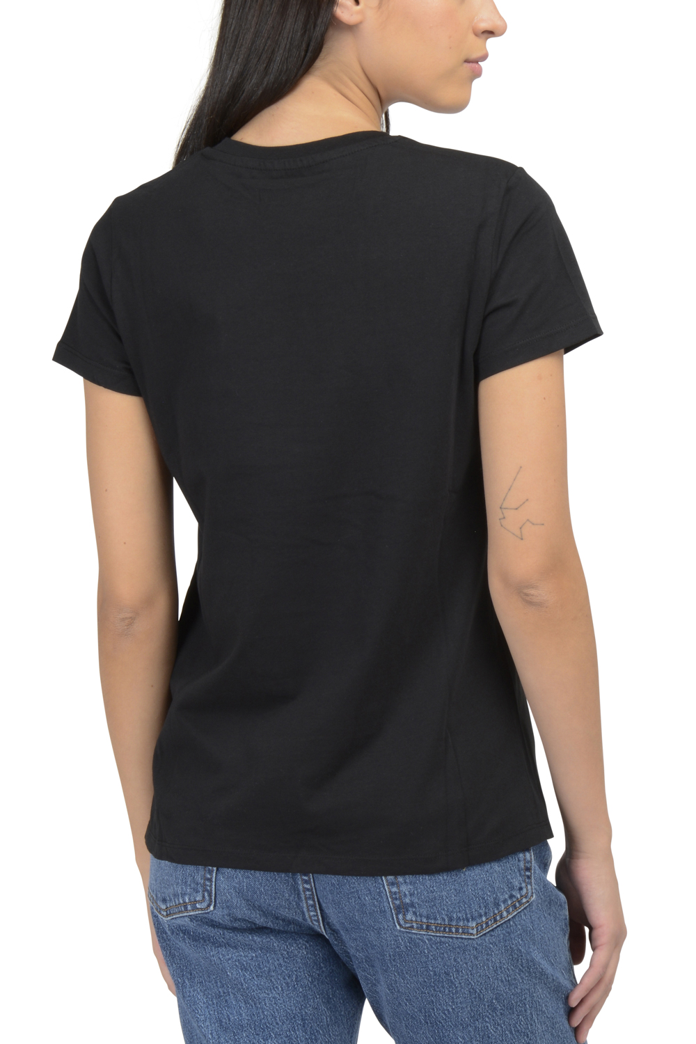 POLERA MUJER REGULAR FIT LISA NEGRO LEVIS 17369-0466 - 2