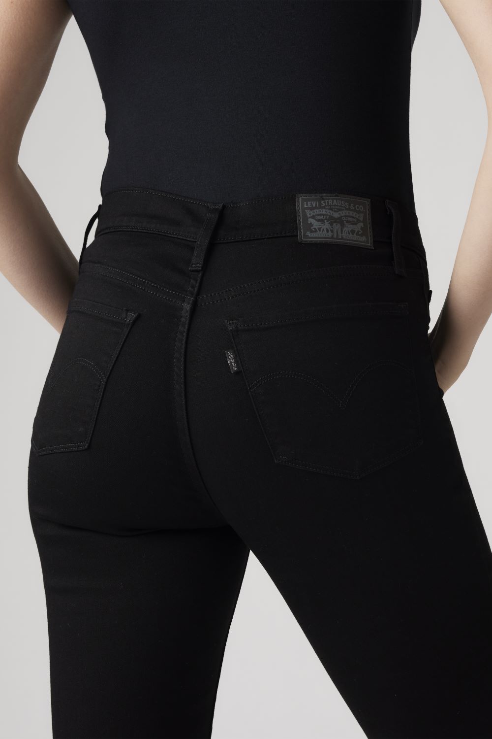 JEANS MUJER 311 SHAPING SKINNY NEGRO LEVIS 19626-0000 - 5