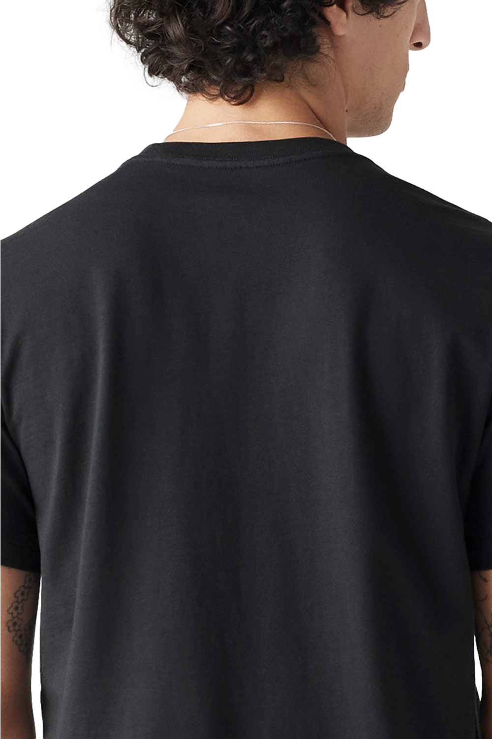 POLERA HOMBRE GRAPHIC CREWNECK TEE GRIS LEVIS 22491-1949 - 4