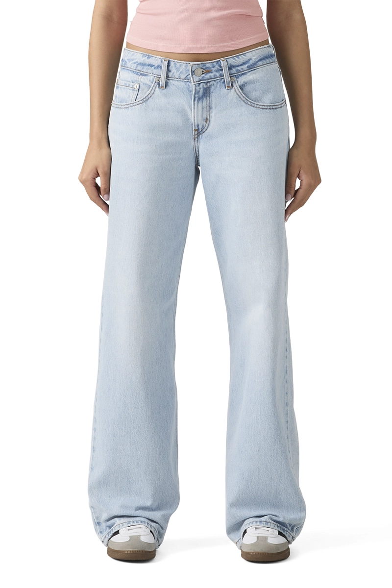 JEANS MUJER LOW LOOSE CELESTE LEVIS A5566-0043 - 1