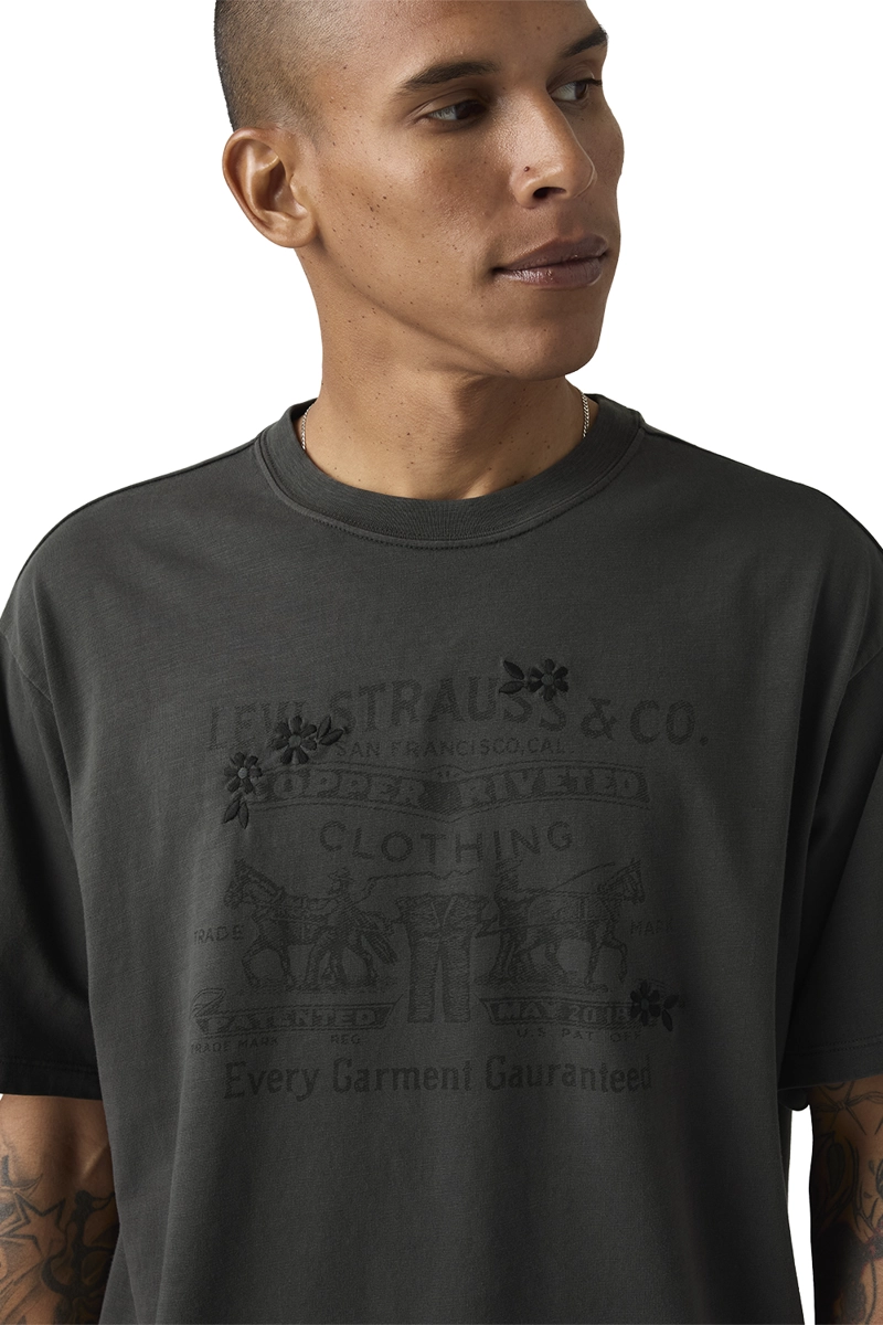 POLERA HOMBRE VINTAGE FIT GRAPHIC TEE NEGRO LEVIS 87373-0400 - 4