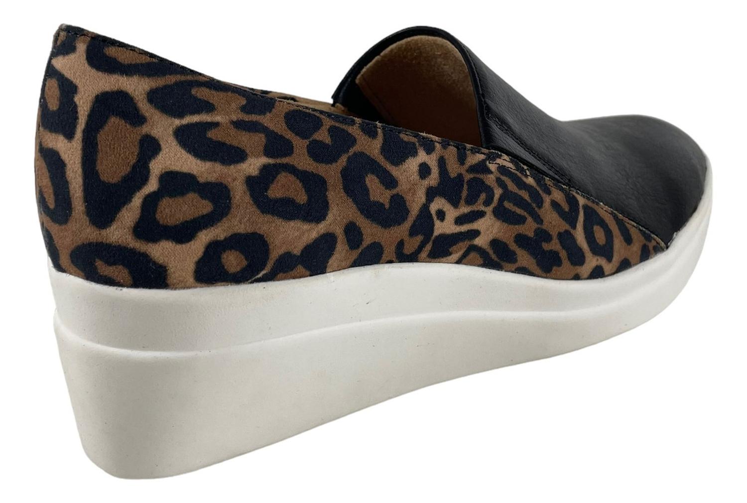 MOCASIN MUJER NATURALIZER SANDRA CHEETAH - 2