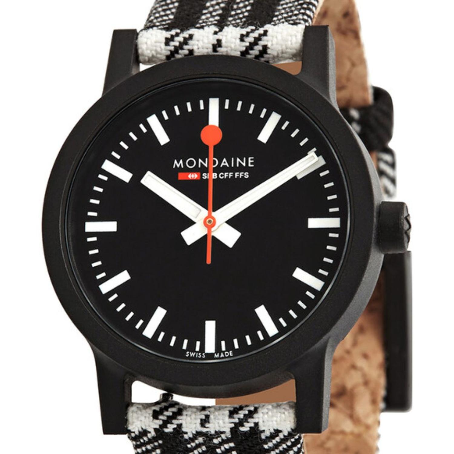 RELOJ MONDAINE MUJER ESSENCE MS1.32120.LB - 1