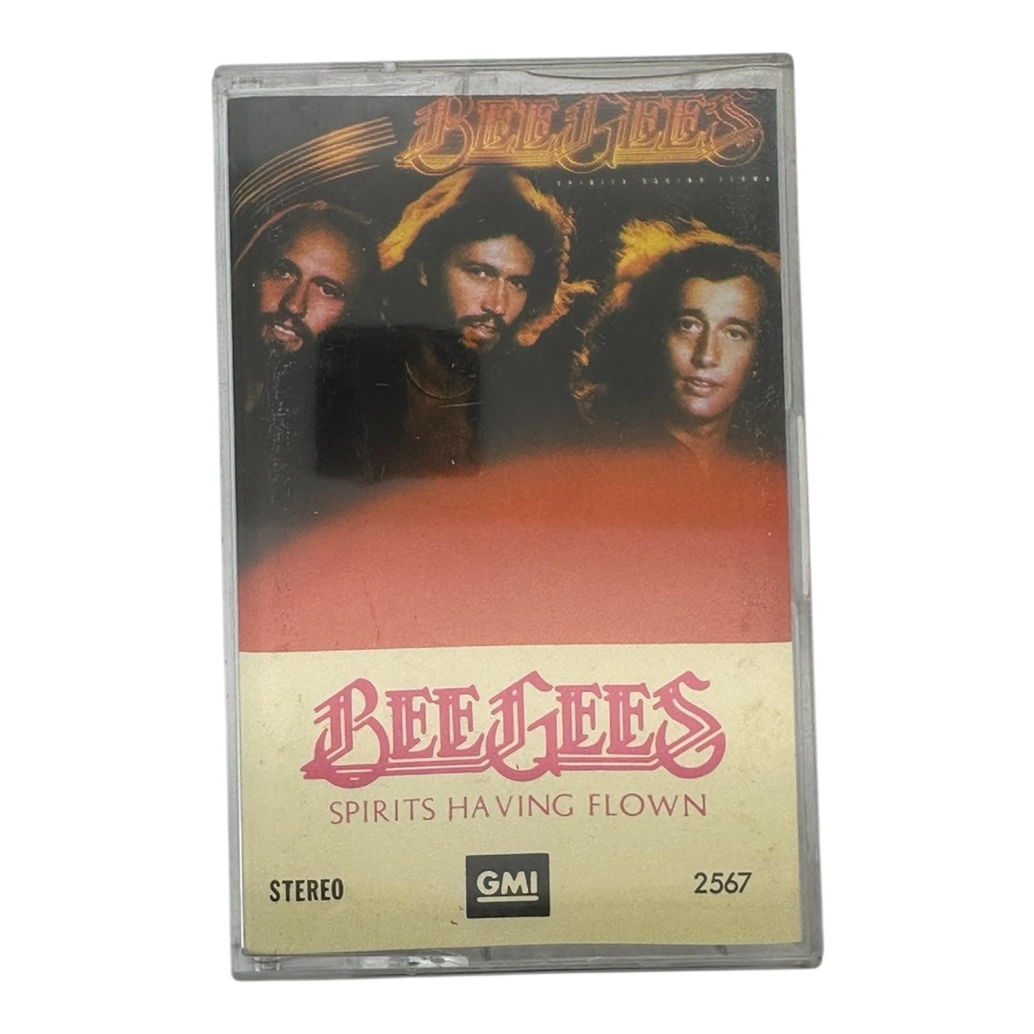 CASSETTE BEE GEES SPIRITS HAVING FLOWN NUEVO - 1
