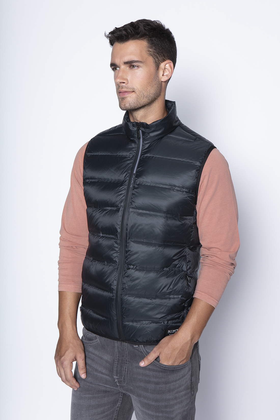 VEST BLACK CALBUCO - 1