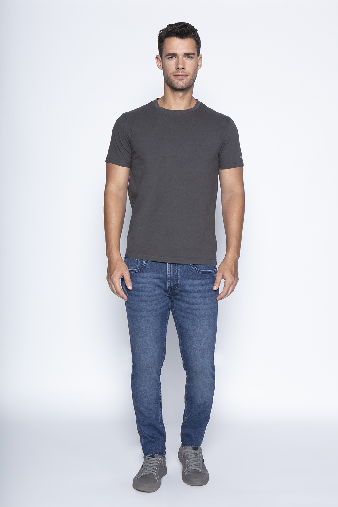 POLERA TRES CRUCES CHARCOAL - 3
